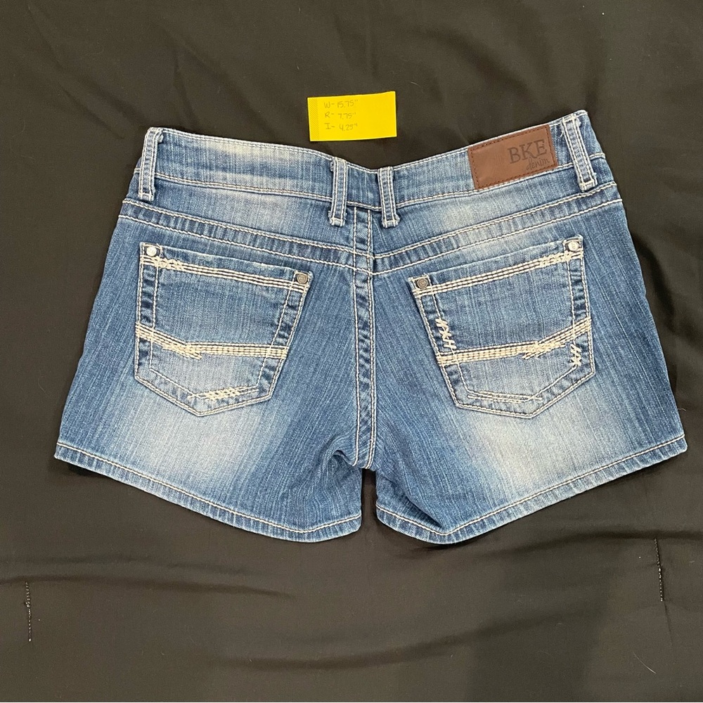 BKE Culture jean shorts, EUC